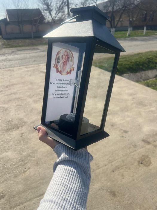 Felinar lampa solara cu poza si text