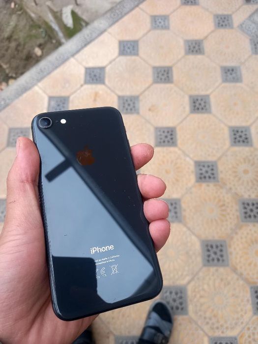 iPhone 8 64 gb Ru/A