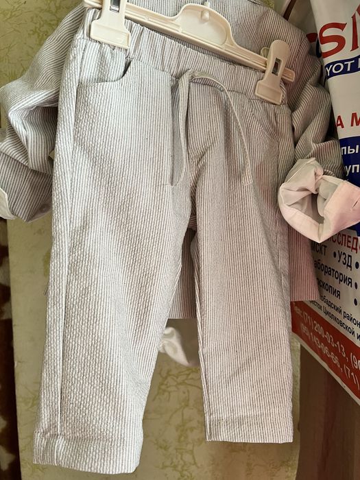 Продам новый костюм для мальчика на годик подходит