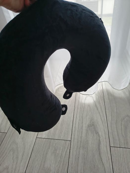 Pernă de călătorie pentru gât cu spumă cu memorie, suport 360°