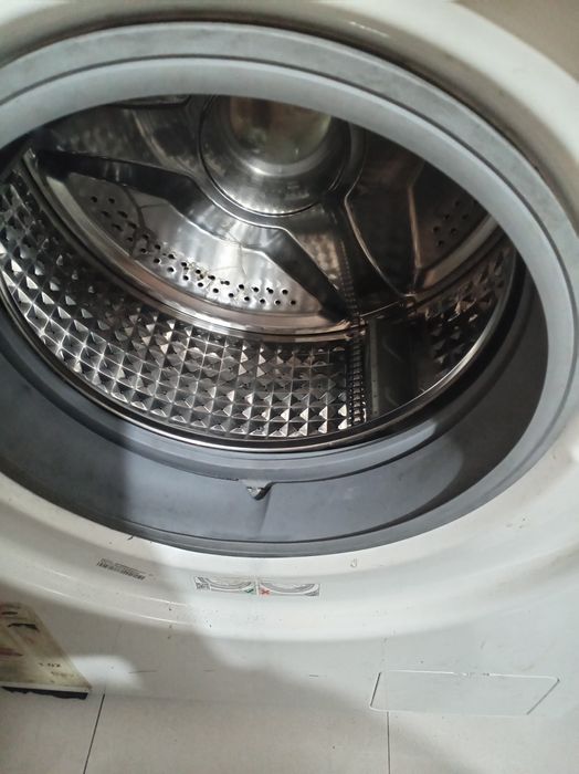Продам стиральную машинку