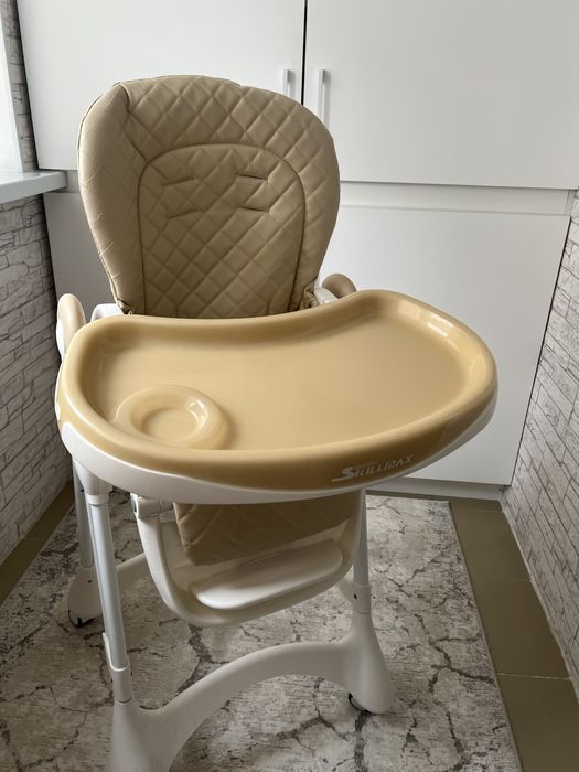 Столик для кормления