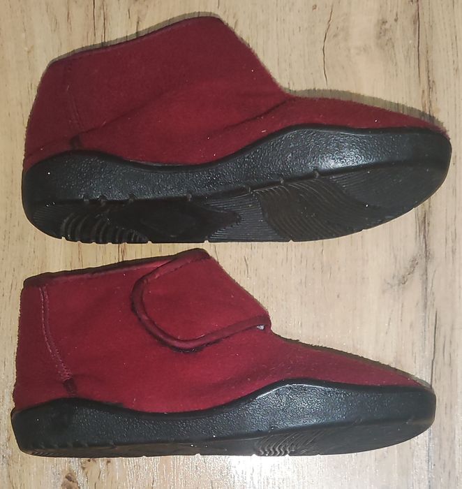 Санки со столиком СССР детские. Самосвал.Теплые шапки и тапочки.