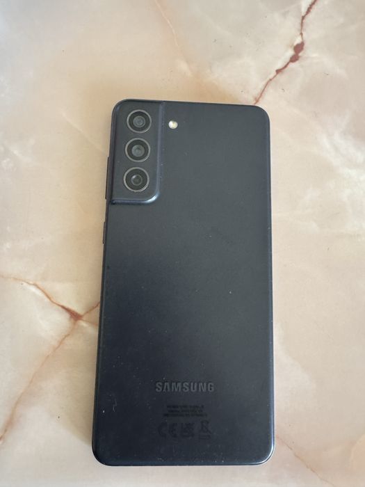 De vanzare Samsung s21 FE impecabil