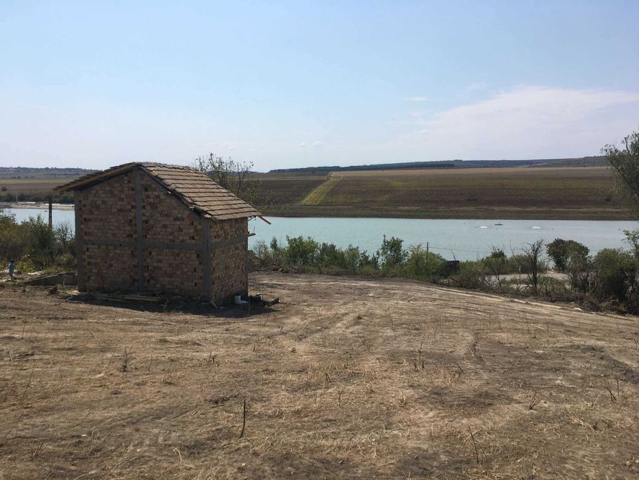 Двуетажна къща, местност Калето, гр. Попово