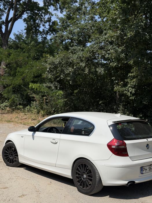 Vand bmw seria 1 e81 123d 204cp