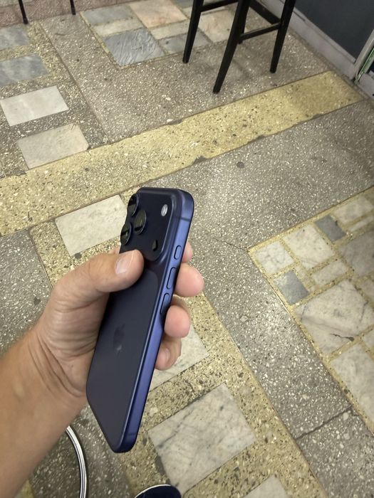 Iphone 17 pro 256 blue