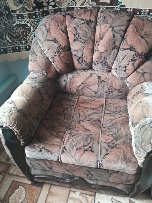 Диван и 2 кресла