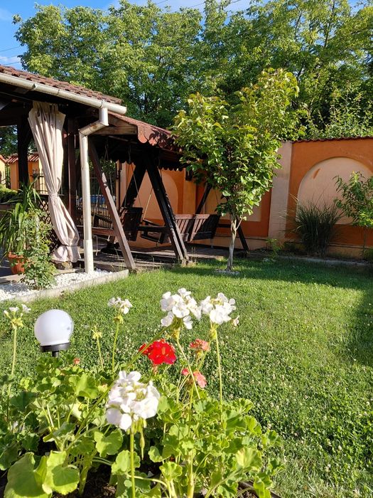 Vand casa pt pretențioși .