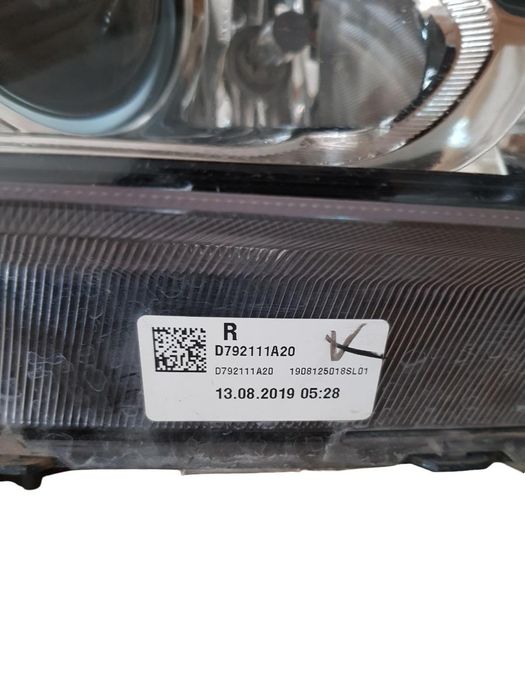 Far Dreapta Hyundai Tucson 3 2017 -> D792111A20