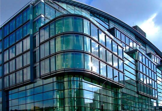 Остекление зданий качественно