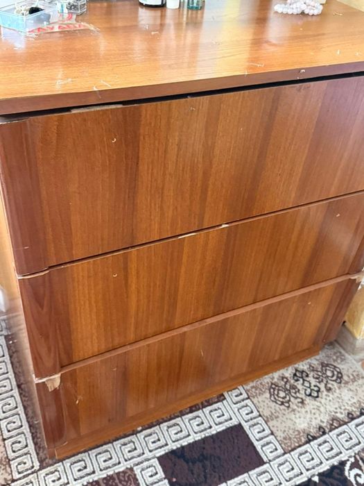 комод с зеркалам