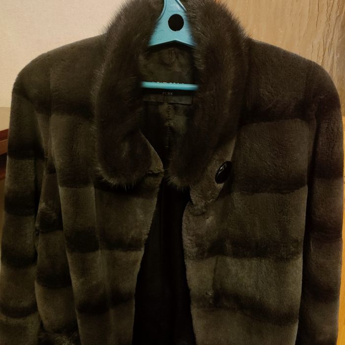 Продам норковую шубу