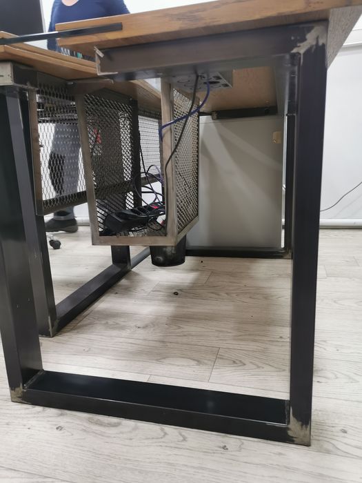 Продам офисные лофт столы