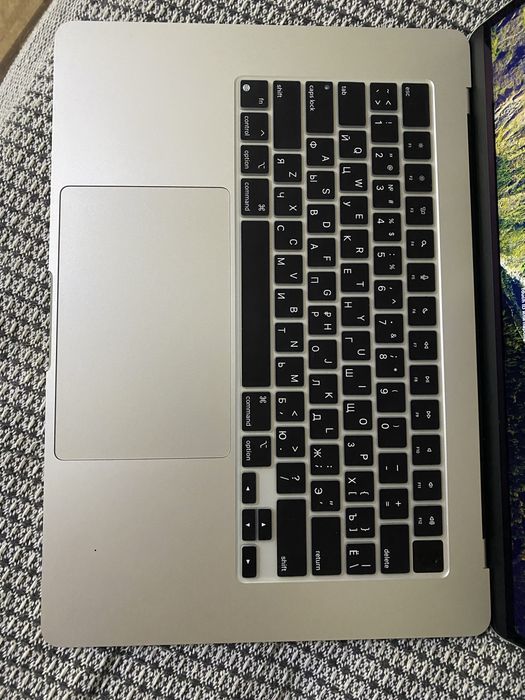 Macbook air m2 15 16/256
