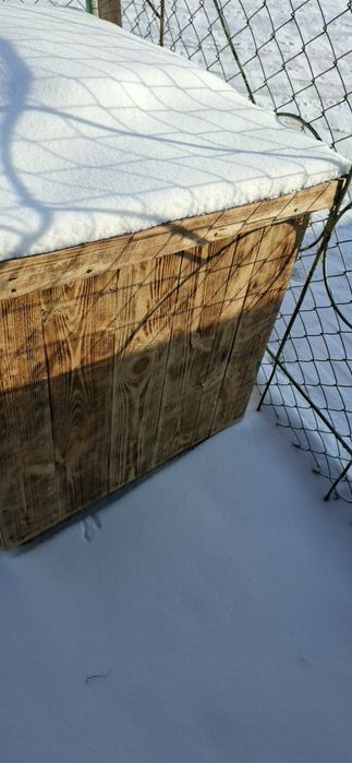 Будка для собак.