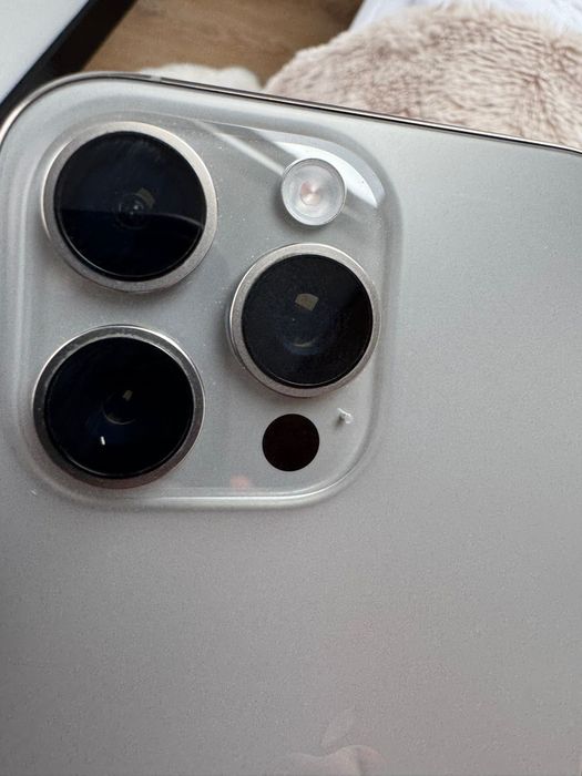 Vand iphone 16 pro max 512gb