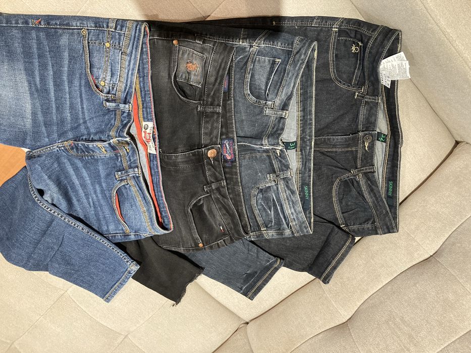 Комплект дамски дънки, оригинални.