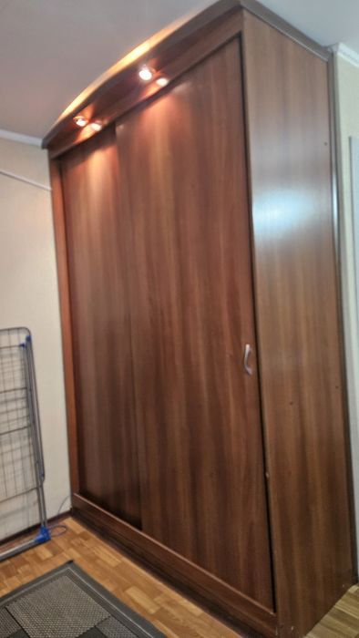 Продам шкаф купе