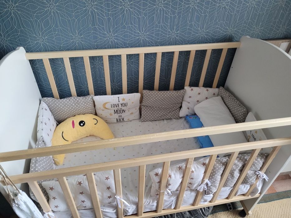 Продаю детскую кроватку