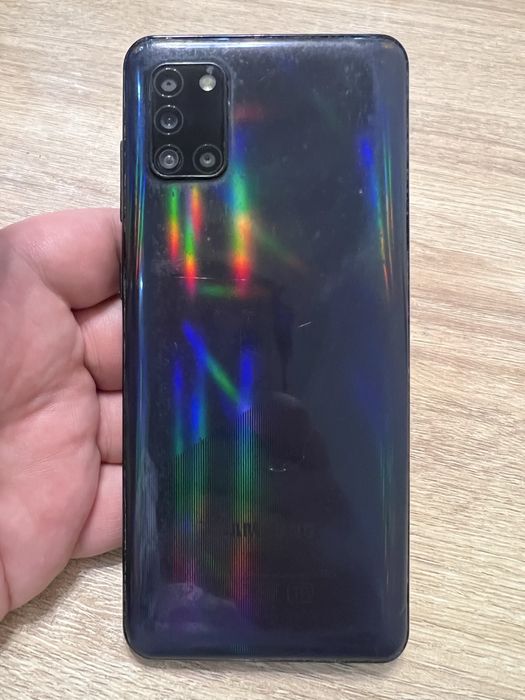 Продам Samsung A31  64Гб