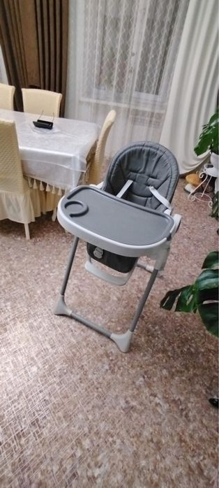 Детский стульчик для кормления