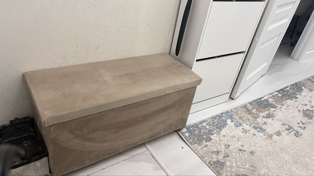 Банкетка продается