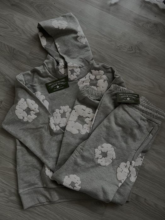 Denim tears екип