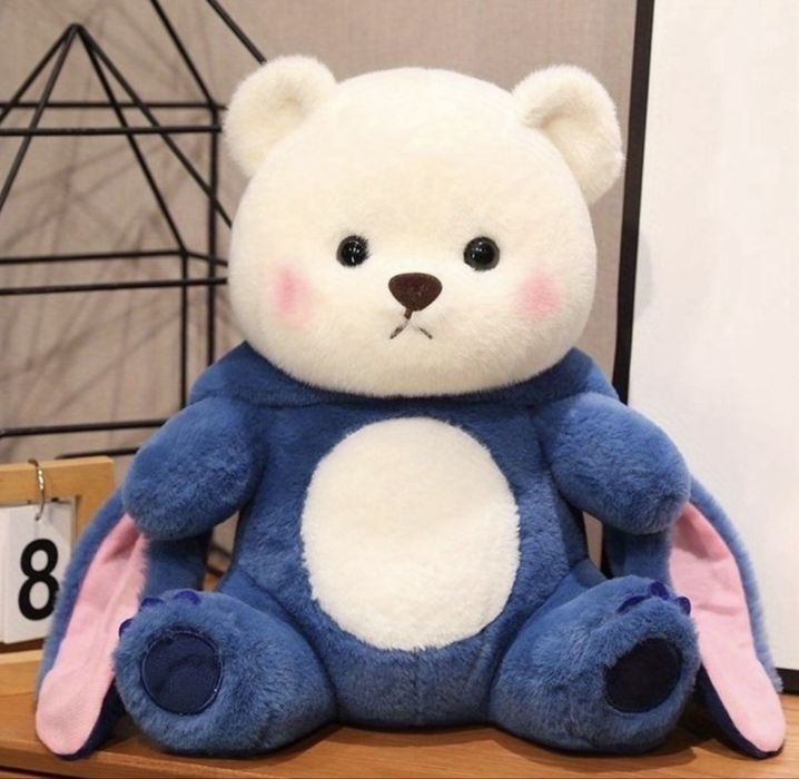 мишка в костюме стича