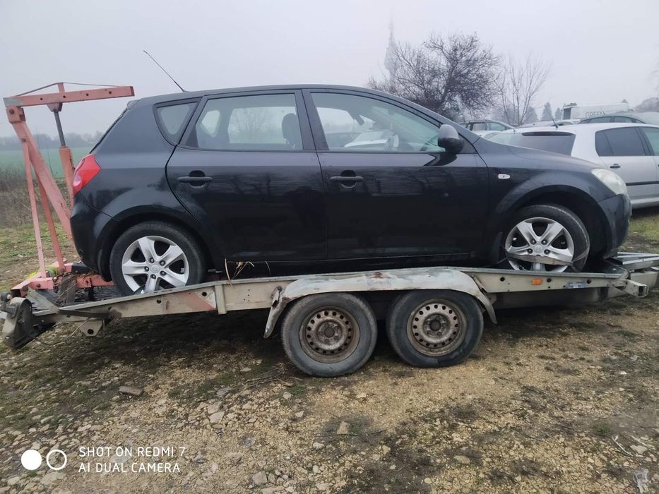 Продава се само на части Kia Ceed 1.6 16v 2010