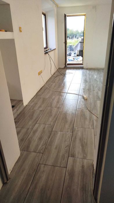 RENOVARI INTERIOARE exterioare Gresie Parchet Rigips Tencuiala