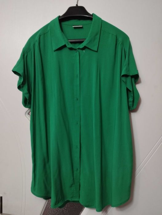 Туники, блузи и ризи