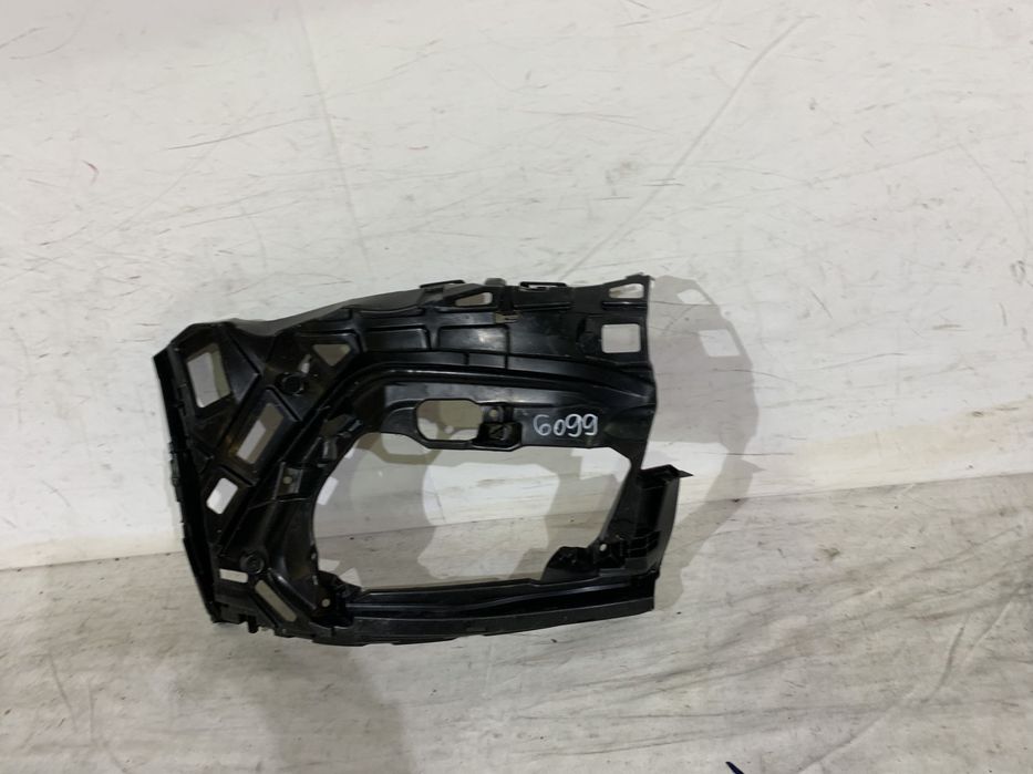 Suport bara fata dreapta, VW Golf 8, 2020, 2021, 2022, 2023, cod origine OE 5H0807724K.