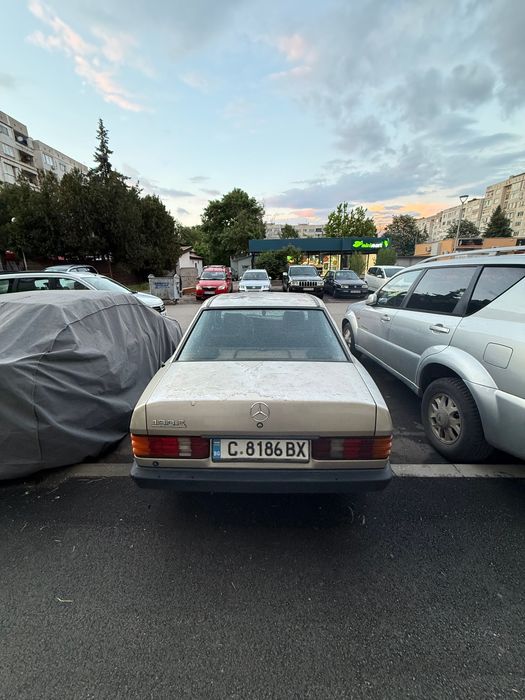 Автомобил за продажба