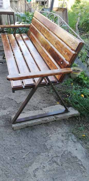 Продам скамейку садовую