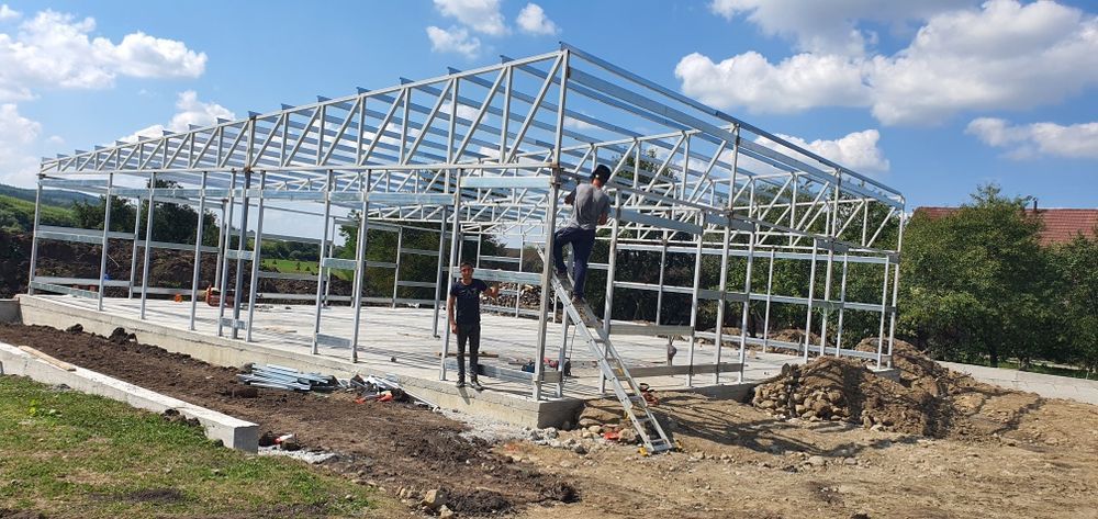 Vand structura metalica completa 16x15 invelita cu panouri sandwich