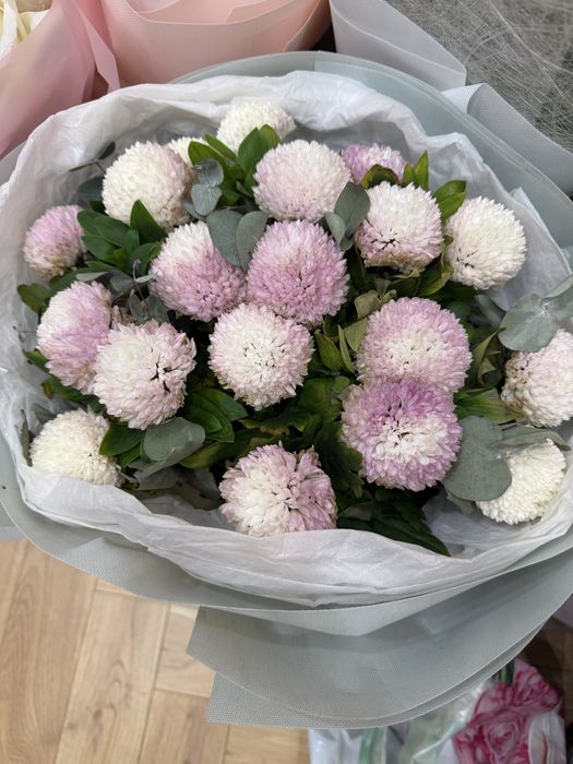 Б/у цветы . Цены договорные