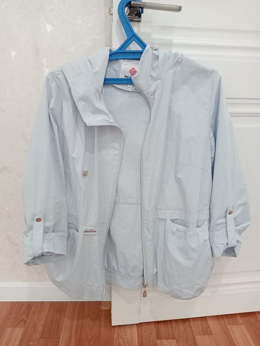 Женская ветровка