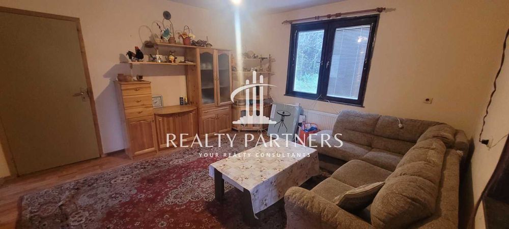 Продава се Къща в с. Сирищник, Област Перник - 130 кв.м за 267 €/кв.м - Снимка #2