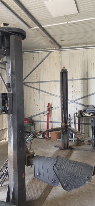 elevator 3t pe surub