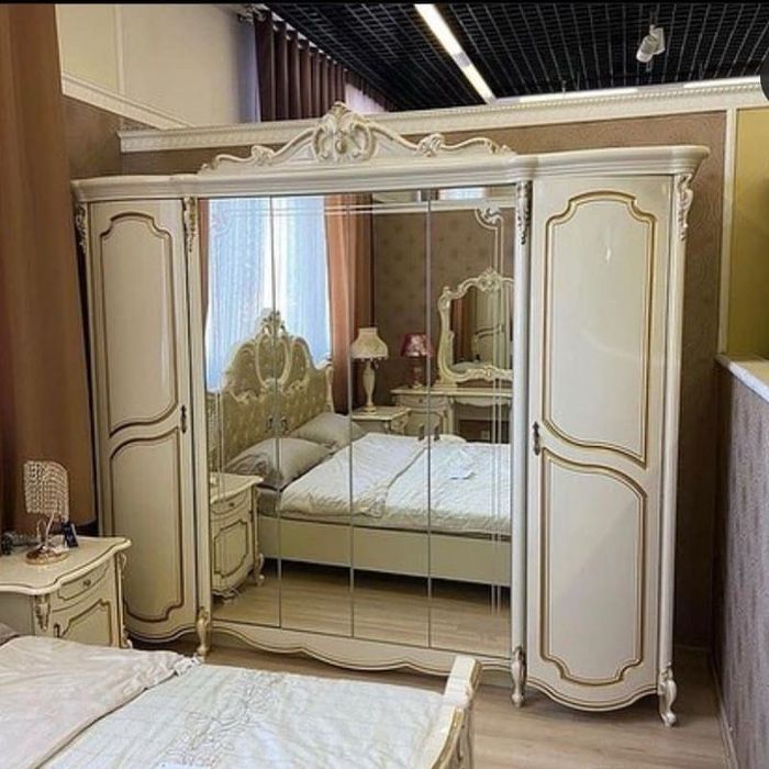 Спальная гарнитура