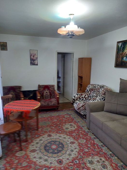 Închiriez apartament 2 camere
