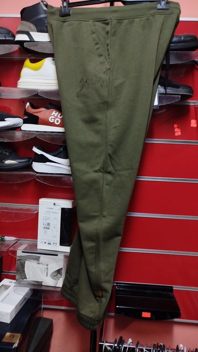 Оригинално долнище G-Star Raw Script L , XL ново мъжко анцуг