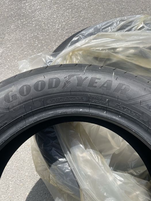 Anvelope Goodyear 215/60R17