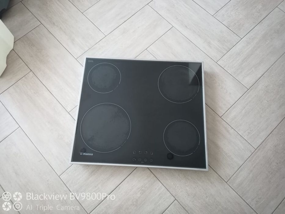 Варочная поверхность Hansa