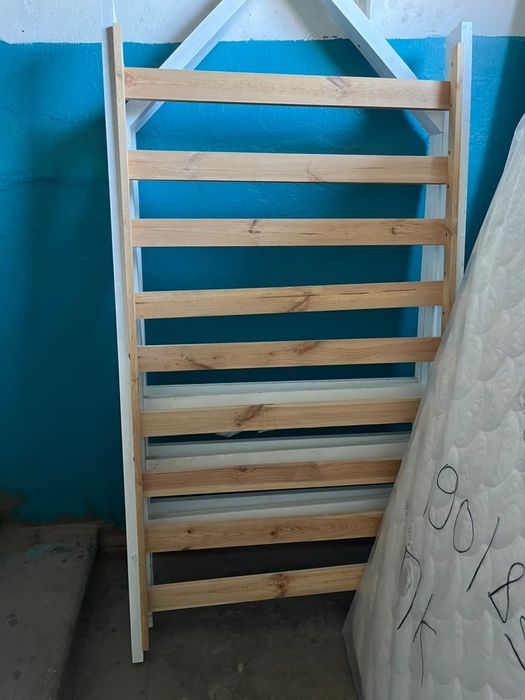 Продам детский кровать
