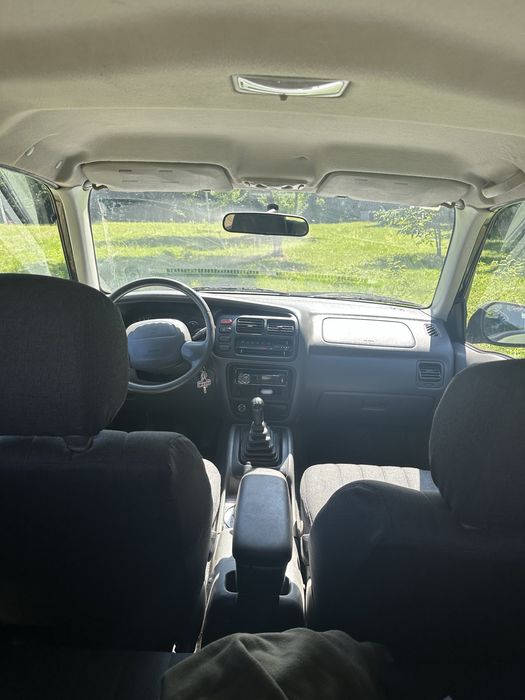Vând Grand Vitara 2.0 Litri Benzină, 2001