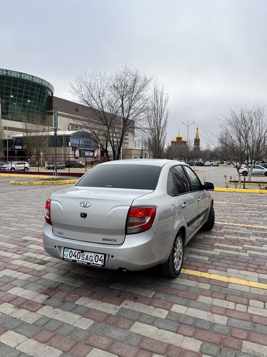 Lada Granta 2014 года