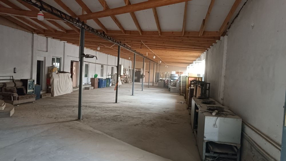 Ишлаб чик,ариш ва Яшаш учун 8 соту Угловой цех Тошми постидан кирганда