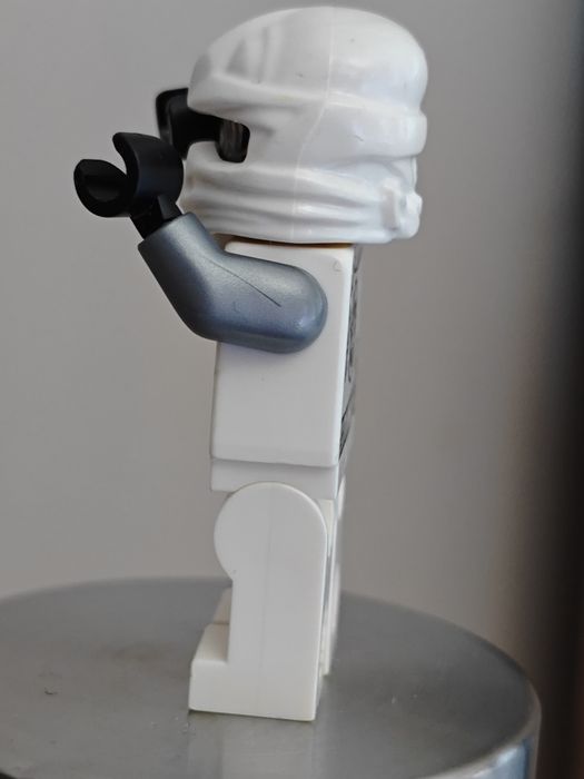 Lego Ninjago Zane battle damage
